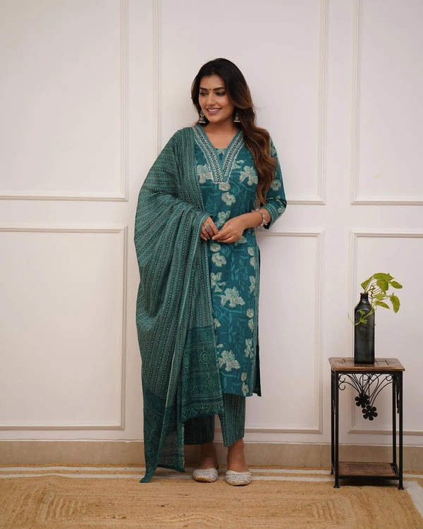KDJ Straight Kurta Set  - Pine Green, M-38