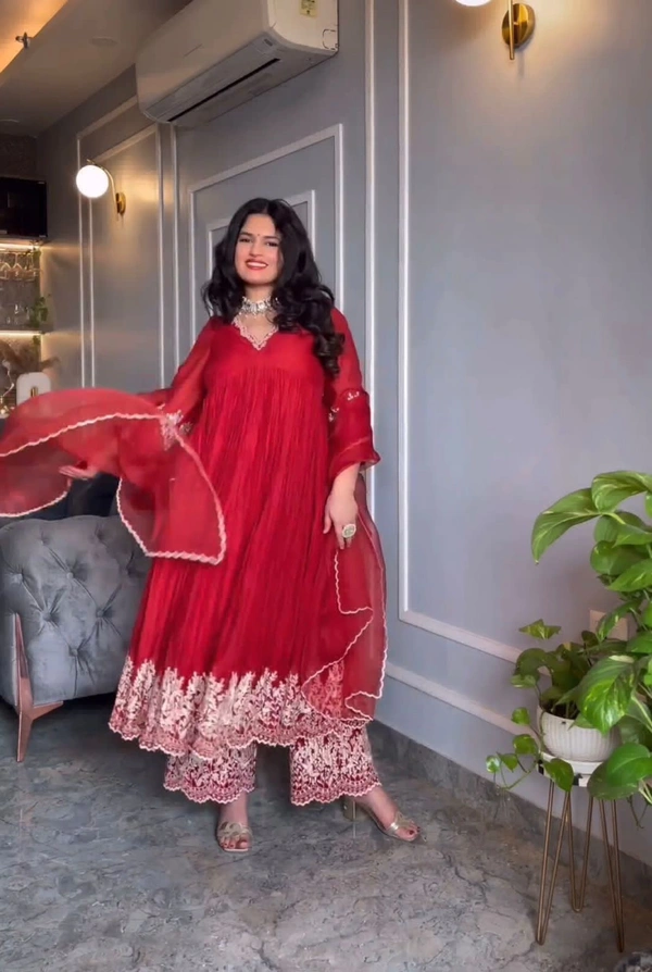 WDW Designer Kurti With Plazo Pant Dupatta  - 42-XL