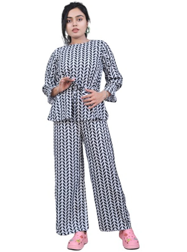 ARM 4134 Trisha Fancy Pair - Black, 2XL-44