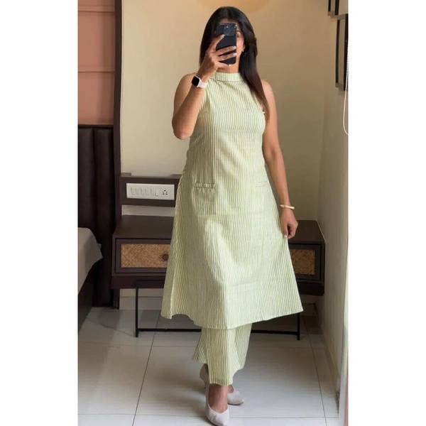 KDJ 5040 BEAUTIFUL KURTI WITH PANT  - light green, L-40