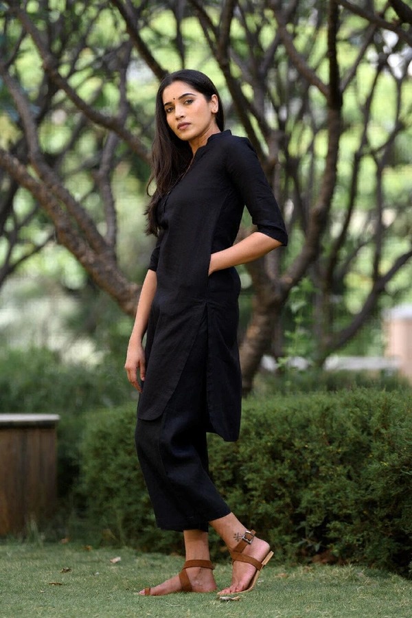 KDJ 5043 Beautiful Kurti With Pant  - Black, 42