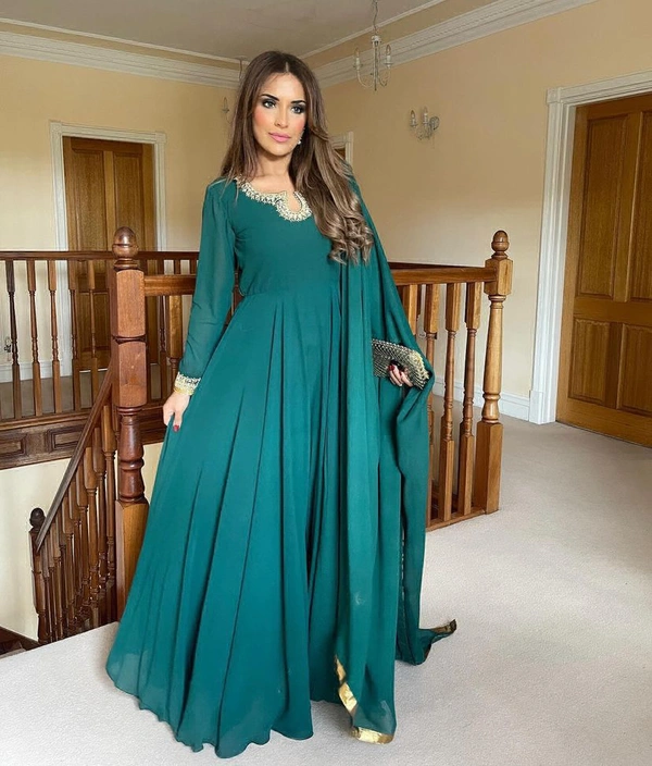 STC Beautiful GOWN  - L-40