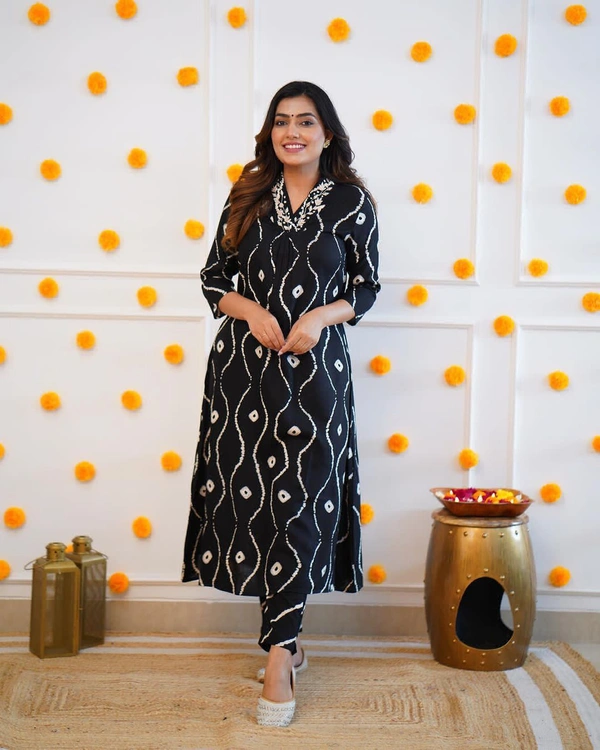 RPR 5045 Beautiful Kurti With Pant  - Black, L-40