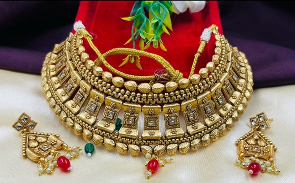 5157 Beautiful Necklace Set