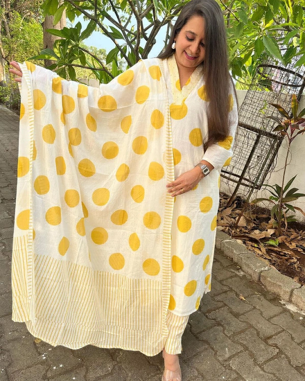 KDJ Beautiful Kurti Set  - M-38