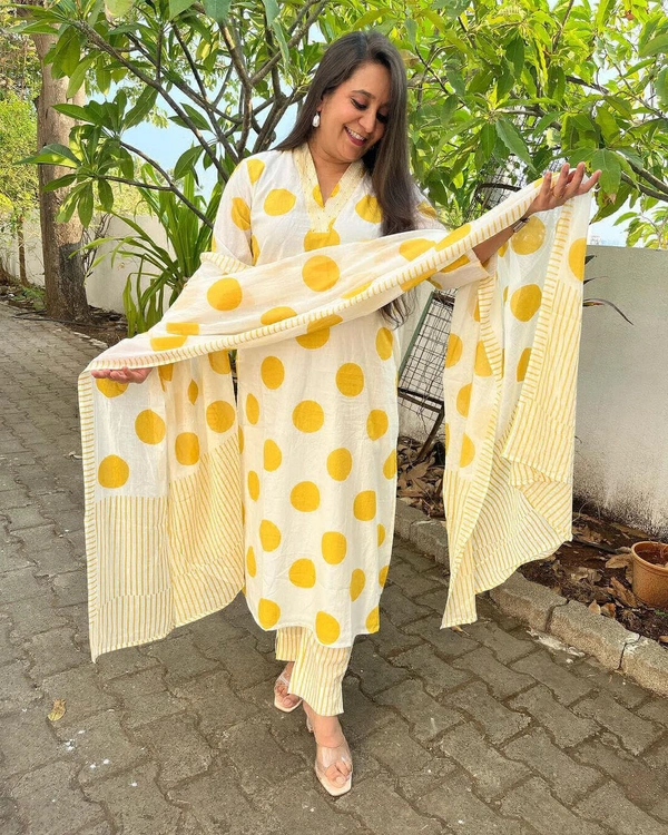 KDJ Beautiful Kurti Set  - 46-XXXL