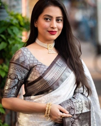 VRE 5285 Silk Saree 