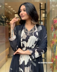 KDJ 5290 Beautiful Kurti Set  - L-40