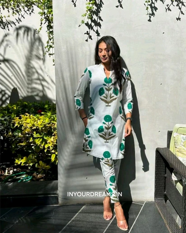 SF2 5364 🌹 *NEW  Beautiful *cotton co-ords sets, stylish beautiful  print  Side Pocket   - XL-42, Japanese Laurel