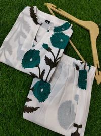 SF2 5364 🌹 *NEW  Beautiful *cotton co-ords sets, stylish beautiful  print  Side Pocket   - XL-42, Japanese Laurel