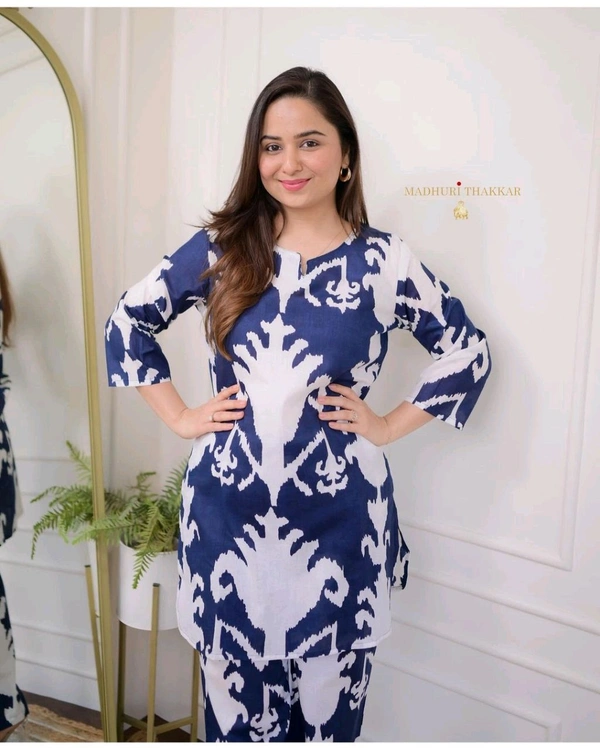 SF2 5380  Beautiful *cotton co-ords sets,l comfortable amazing print. perfect outfits  - Blue, XL-42