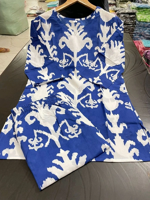 SF2 5380  Beautiful *cotton co-ords sets,l comfortable amazing print. perfect outfits  - Blue, XL-42