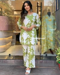 SF2 5380  Beautiful *cotton co-ords sets,l comfortable amazing print. perfect outfits  - Green, 2XL-44