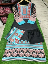 SF3 5398  Muslin suit, featuring a mesmerizing Digital print.  - M-38