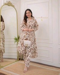 SF2 5424 Cotton of vibrant and pastel Kurta and playful prints Pant  - XL-42