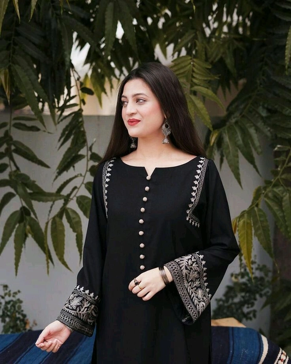 SF2 5429 Reyon aari work kurta Pant set. Get your hands on our beautiful   - L-40