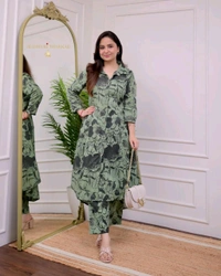 SF2 5448  RAYON Kurti Pant Beautiful Print  - 3XL-46