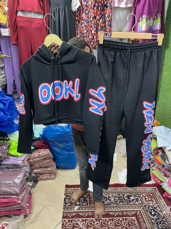 KD18 5451 *New York Printed crop girls tracksuit - Black, L-40