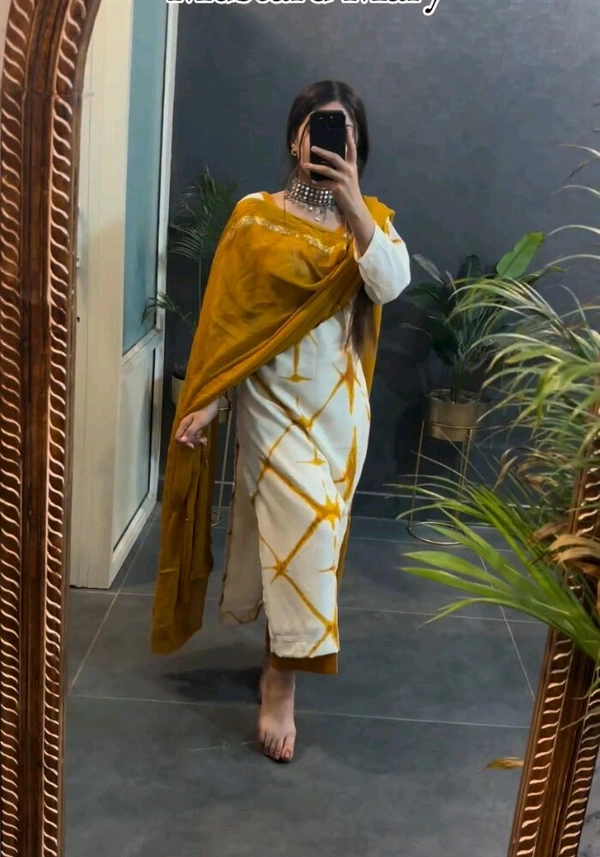 SF3  5455  Beautiful Three premium woven cotton 3 Peace set that's perfect for work to Kurti-*Pant- Pure Cotton  - L-40