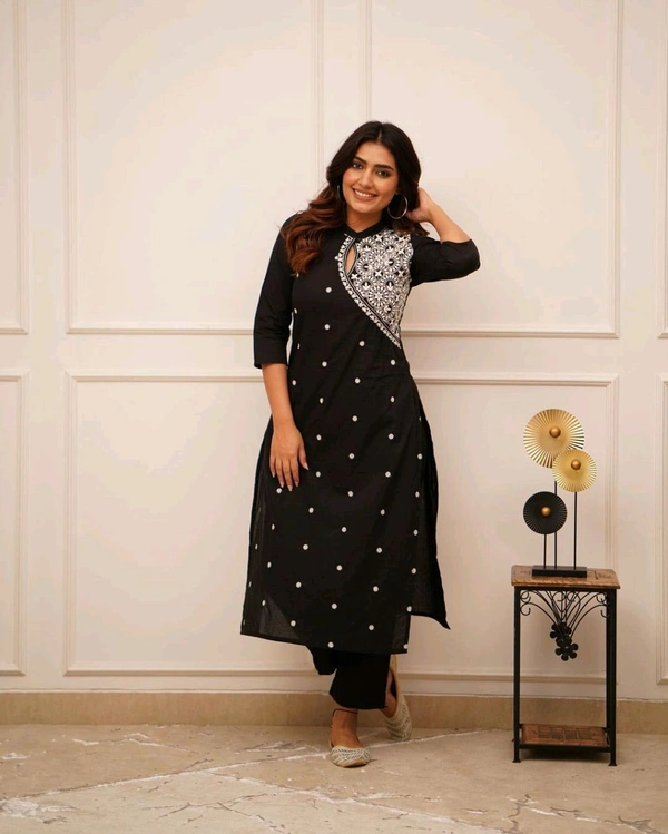 SF2 5473  Beautiful  Cotton  kurti pant  with embroidery  - Black, M-38