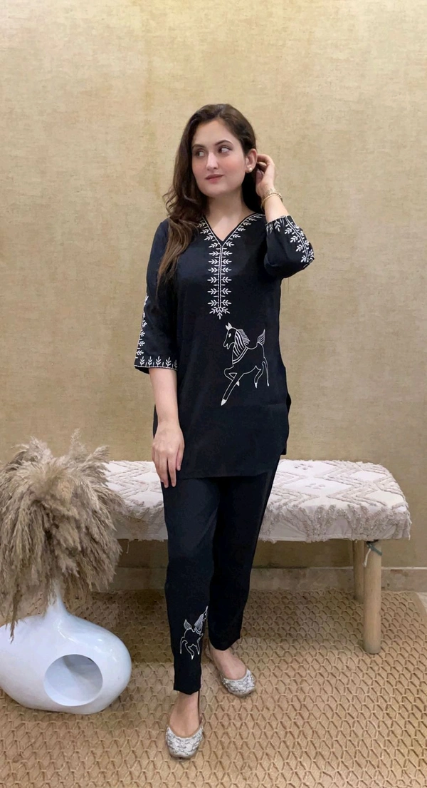SF2  5503 New look stylish and walk in comfort with our new EMBROIDERY WORK co-ord  set  - 2XL-44