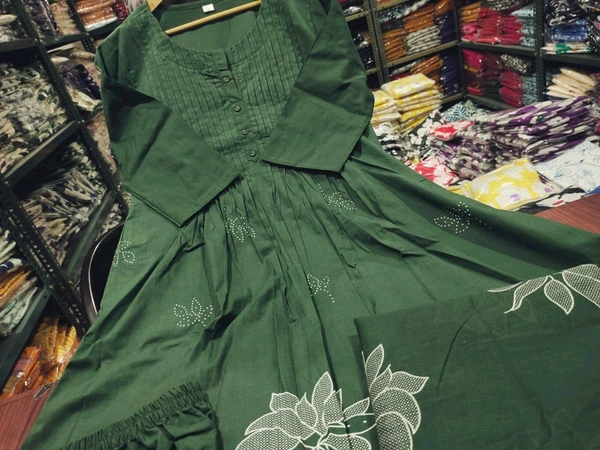 SF3  5519  Latest launch a pintex Pure Cotton Set discharge print kurti with pant and mulmul printed dupatta - Green, 2XL-44