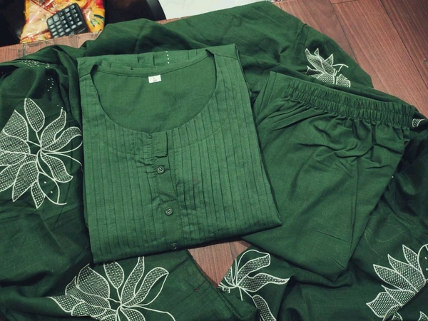 SF3  5519  Latest launch a pintex Pure Cotton Set discharge print kurti with pant and mulmul printed dupatta - Green, 2XL-44