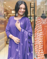 SF3  5519  Latest launch a pintex Pure Cotton Set discharge print kurti with pant and mulmul printed dupatta - Purple, L-40