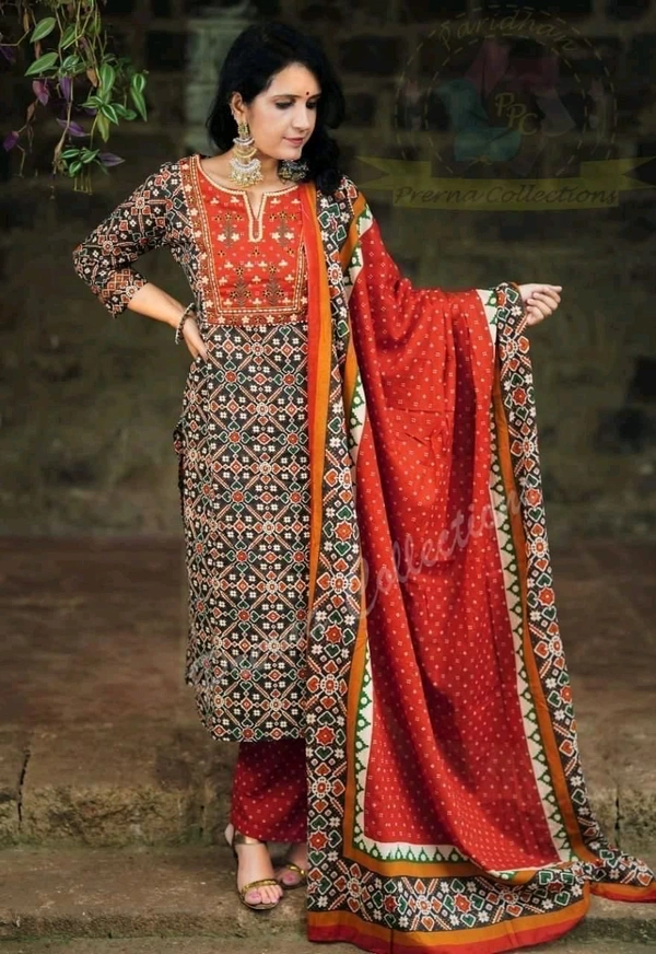 SF2  5526 CLASSY HEAVY ZARI EMBROIDERED YOKE PURE PATOLA PRINT RAYON PANTS  KURTI - M-38
