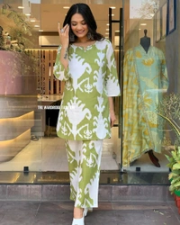SF2  5543 NEW LONCH RAYON  Cotton Kurta Pant Set  Beautiful design - Green, XL-42