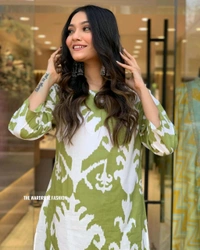 SF2  5543 NEW LONCH RAYON  Cotton Kurta Pant Set  Beautiful design - Green, 2XL-44