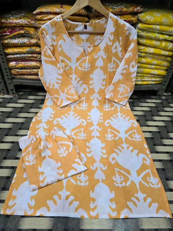 SF2  5543 NEW LONCH RAYON  Cotton Kurta Pant Set  Beautiful design - Yellow, XL-42