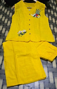 SF2  5611 *New launch💃coord - sets cotton slub plazo with  pocket  - Yellow, M-38