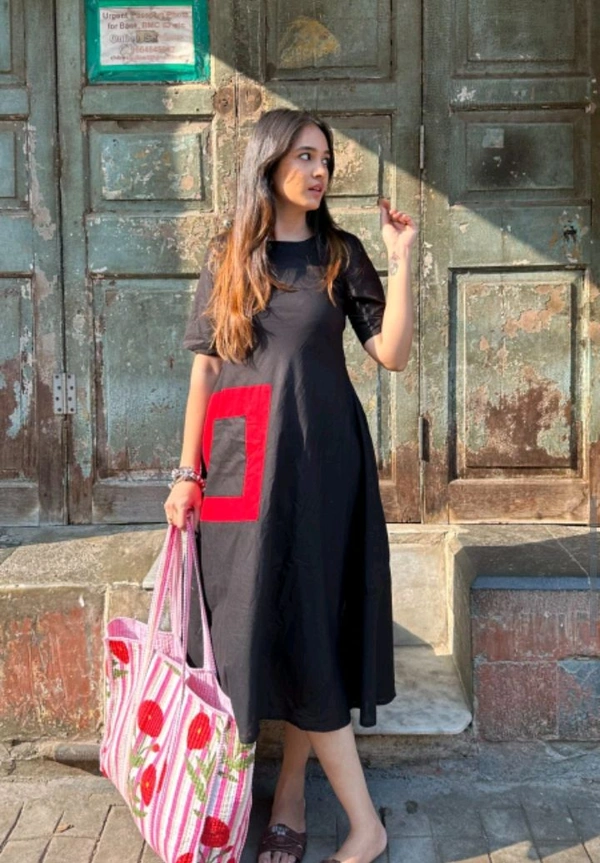 SF5  5618 *Black is beautiful presenting to you our very stunning Cottan  dress  - M-38
