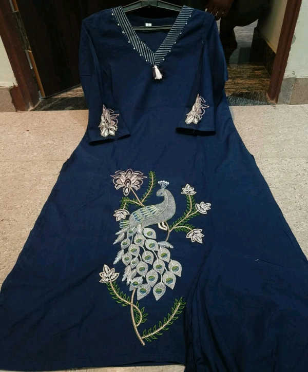 SF5  5622 
Pure Linen Cotton Kurta Pants With Katha Work 
embroidery work*
 - M-38, Blue