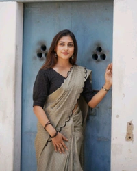 JBS 5621 *🌷Saree Collection🌷*

New Premium Quality gadhwal  Chex
Saree work : Arca Wor Cotton
Lucknowi Work

