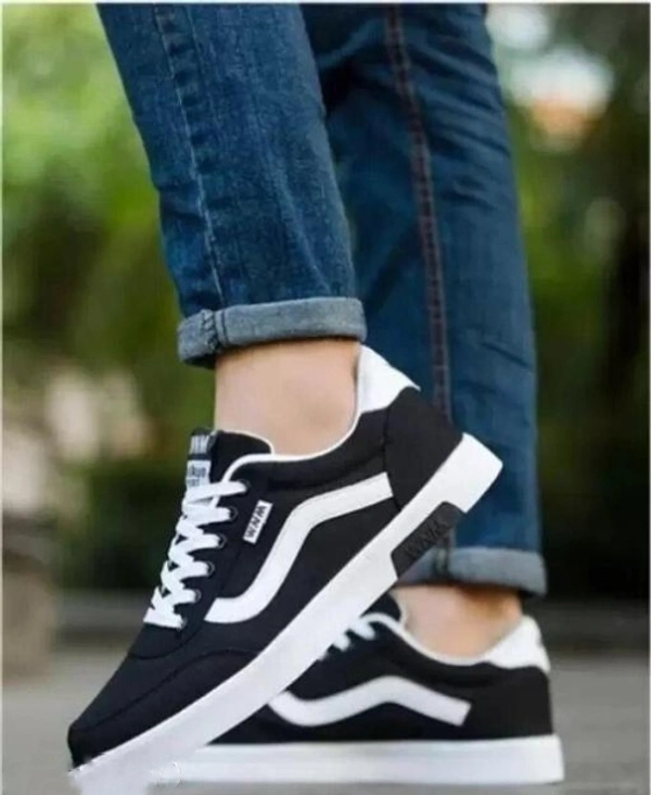 Latest Fashionable Men Sports Shoes* - IND 10