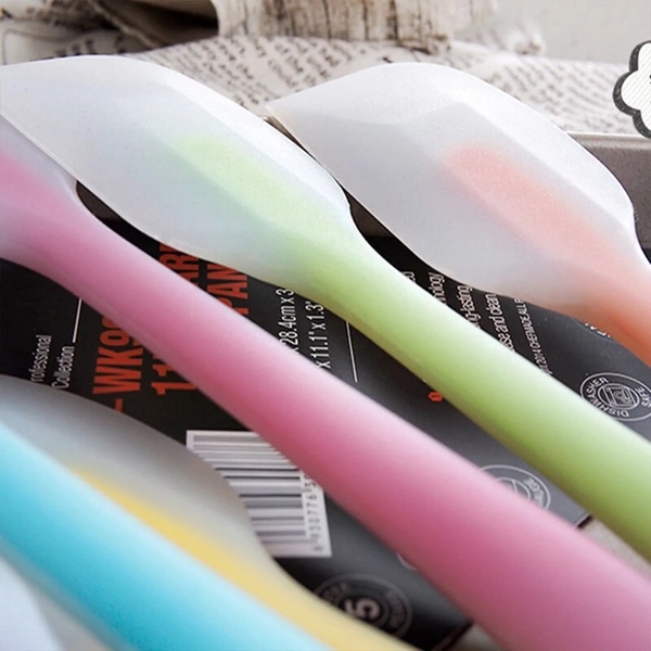 Silicone Non-Stick Heat Resistant Spatula (21c)