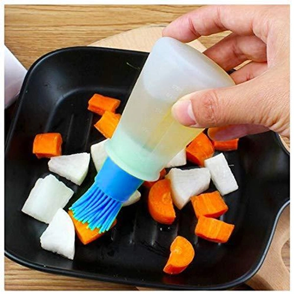 BKH2434 Silicone Oil brush with storage