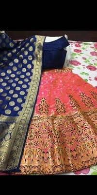 100% pure silk banarasi lehenga choli,Semi stitched lehenga, Design printed with zari on lehenga, blouse, duppatta Fully stitched blouse Duppatta with contrast borderLehenga waiste size:36 , length :42, Duppatta length :2.5m COD Available