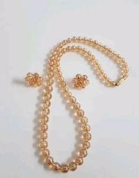 Trendy Pearls Necklace Set 