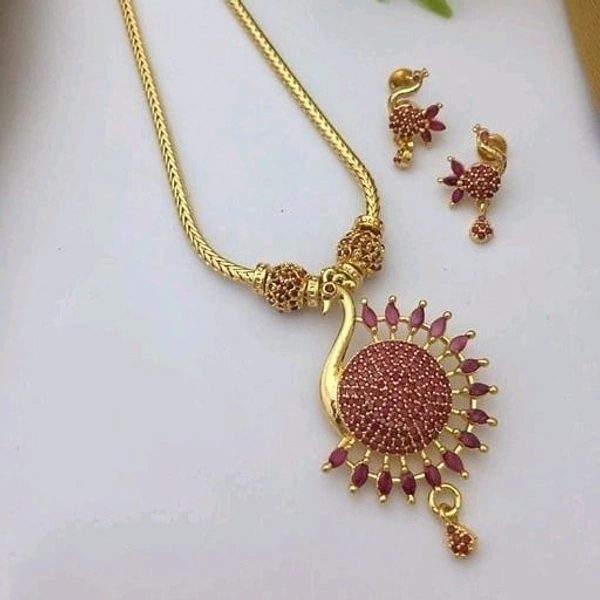 Micro plating Set,Copper Metal,American diamonds used in the locket and ear rings, pearls in hanging
