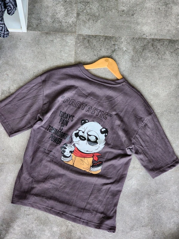 Premium 5-Sleeve T-Shirt – Comfort Fit, Limited Time Offer – Buy Now! - M