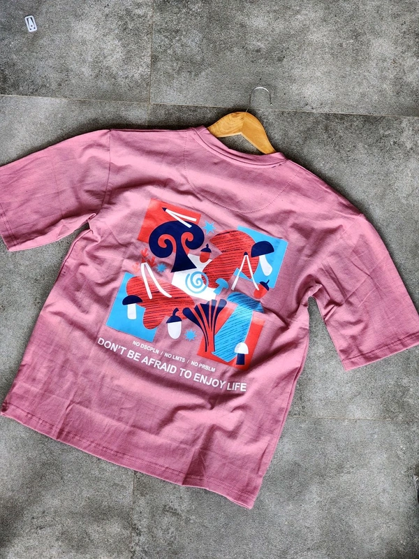 Premium 5-Sleeve T-Shirt – Comfort Fit, Limited Time Offer – Buy Now! - M