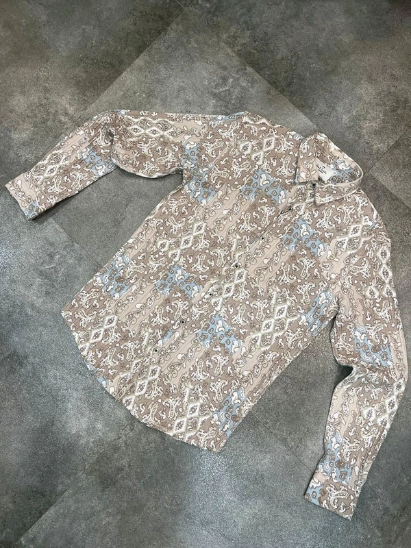  Premium Quality printed shirts - L