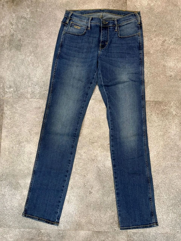 Normal Fit Jeans  - 32