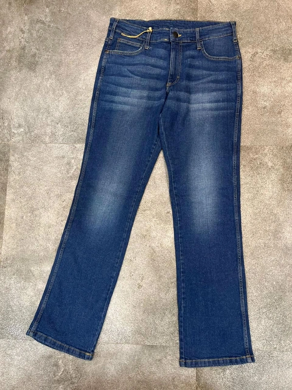 Normal Fit Jeans  - 32