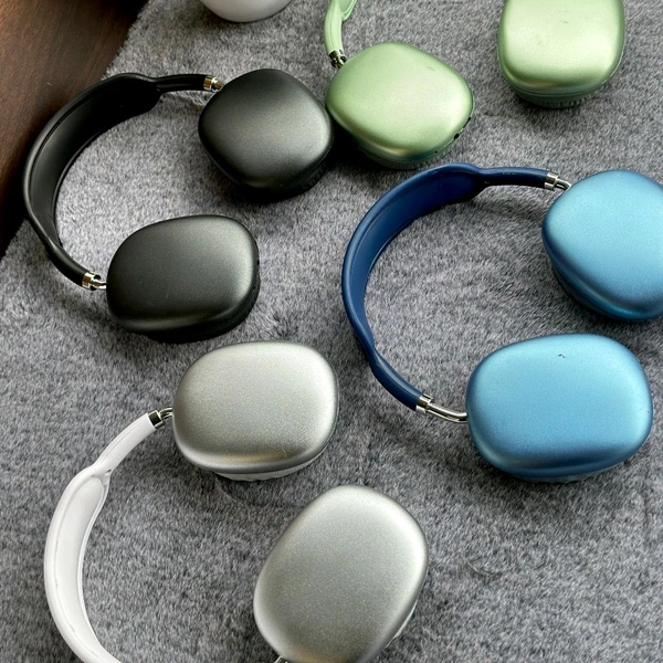 P9 Model With New Attractive Colors, Awesome Sound Quality, — Perfect Balance Of Exhilarating High-fidelity Audio And The Effortless Magic Of Headphone. The Ultimate Personal Listening Experience Is Here - SRP1