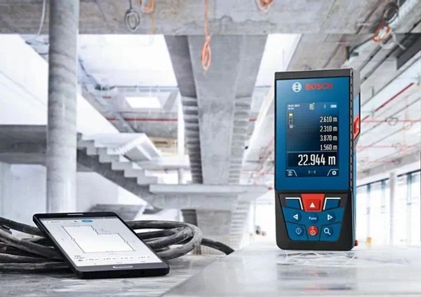 Bosch GLM100-25C Distance Meter