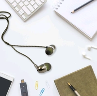 Universal Wired Earphone with Mic, Headphone Compatible for All Mobile Phones Tablets Laptops
